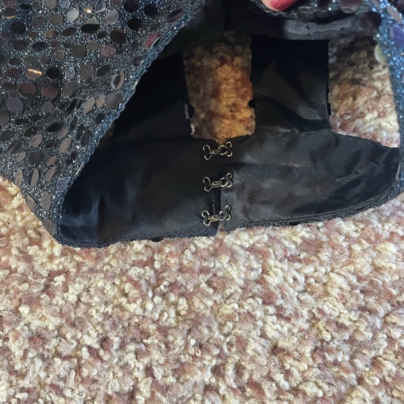 Flirtations black dress size 5/6 - Picture 4 of 9